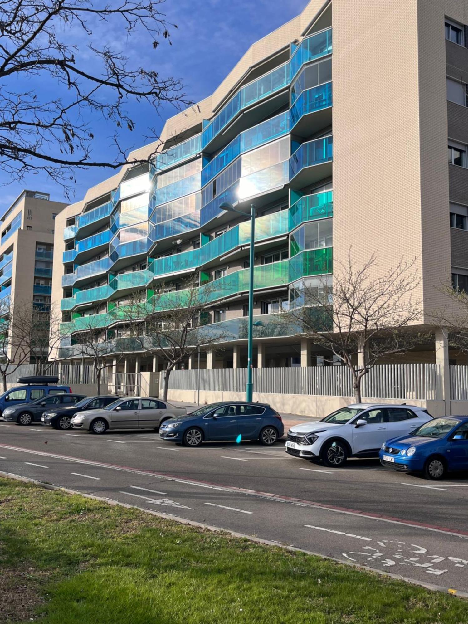 El Balcon Del Ebro By Alogest- Vistas, Piscina Y 2 Parking Apartment Zaragoza Exterior photo